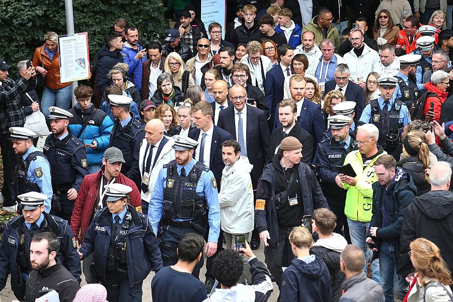 Geld gespart: Einheitsfeier hat 5,5 Millionen Euro gekostet