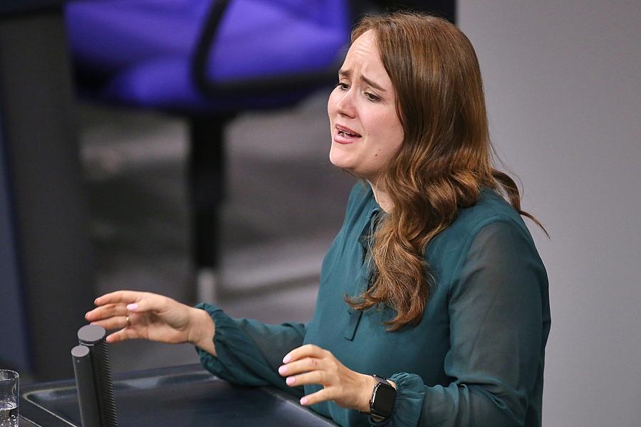 Ricarda Lang räumt Fehler der Grünen beim Gendern ein – Kritik an Kommunikation und Migrationspolitik
