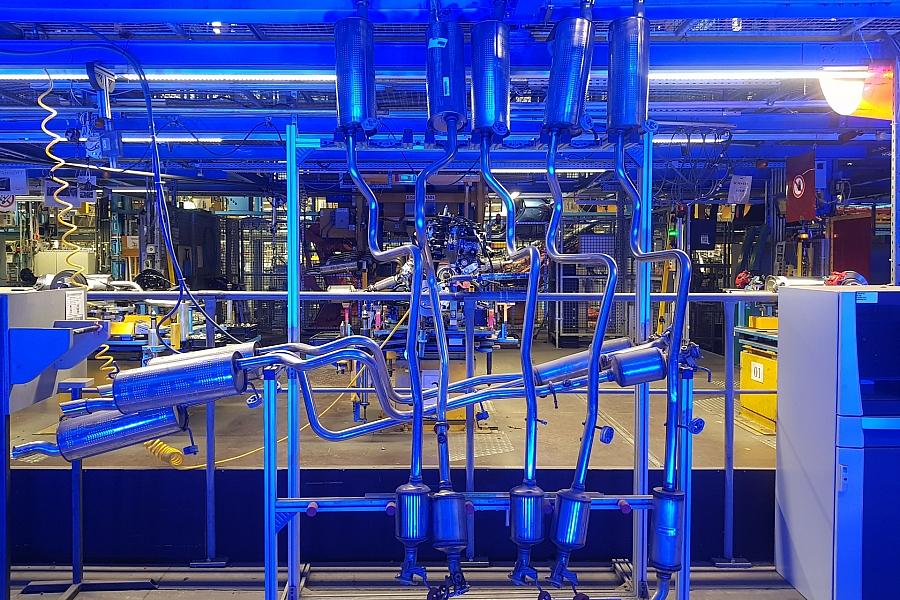 Helsing plant Massenproduktion von Drohnen mit Autozulieferern als strategische Reserve