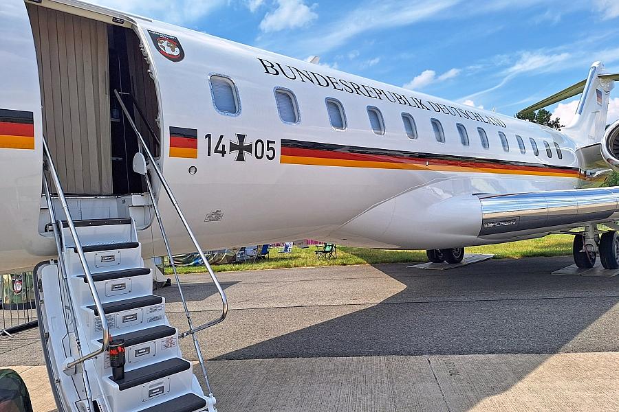 Pannen-Flugzeug stoppt Minister-Reise von Rainer in die USA