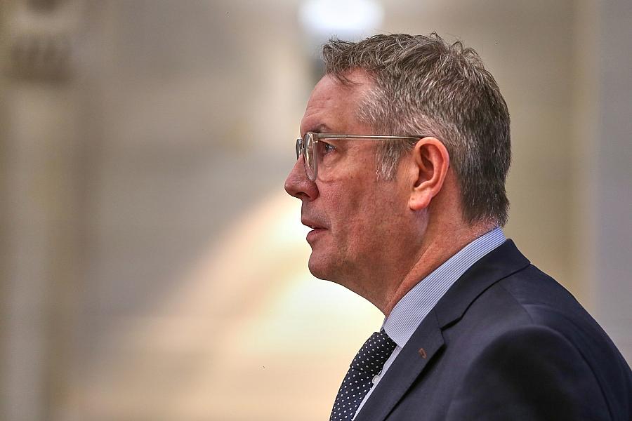 Schweitzer kritisiert Rentendebatte als Gefahr für Vertrauen der Bevölkerung