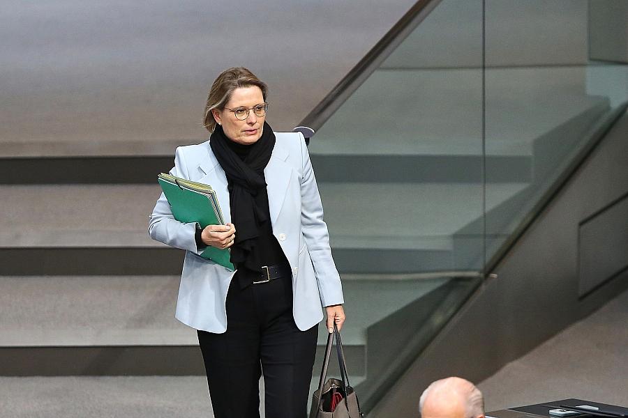 Elektronische Fußfessel für Gewalttäter: Hubig plant besseren Schutz für Opfer häuslicher Gewalt