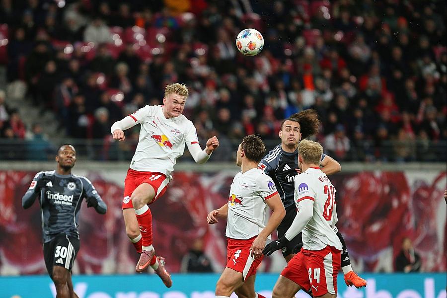 RB Leipzig zerlegt Eintracht Frankfurt mit 6:0 und bleibt oberster Bayern-Verfolger