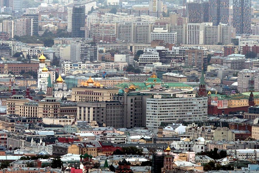 Blick über Moskau mit dem Kreml (Archiv)