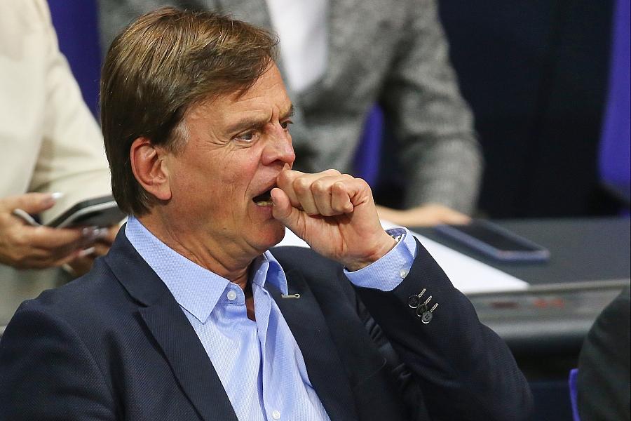 AfD triumphiert nach Gerichtsentscheid – Einstufung als gesichert rechtsextrem vorläufig gestoppt