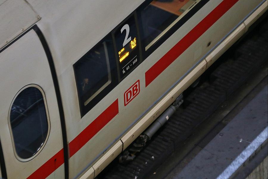 Strecke Hamburg-Berlin wird in zwei Stufen in Betrieb genommen