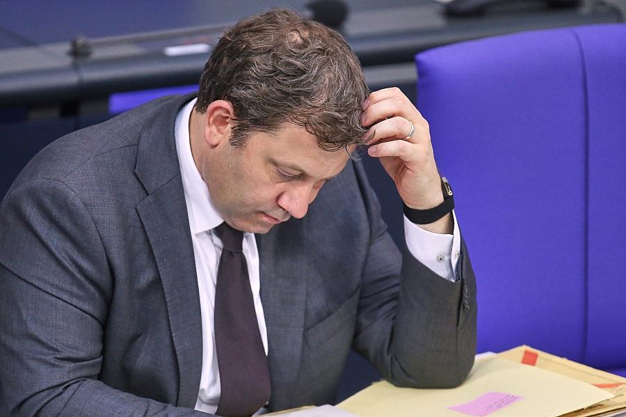 Kostendeckel für Altersvorsorge: Verbraucherschützer und Politiker fordern Senkung der 1,5-Prozent-Gebührenobergrenze