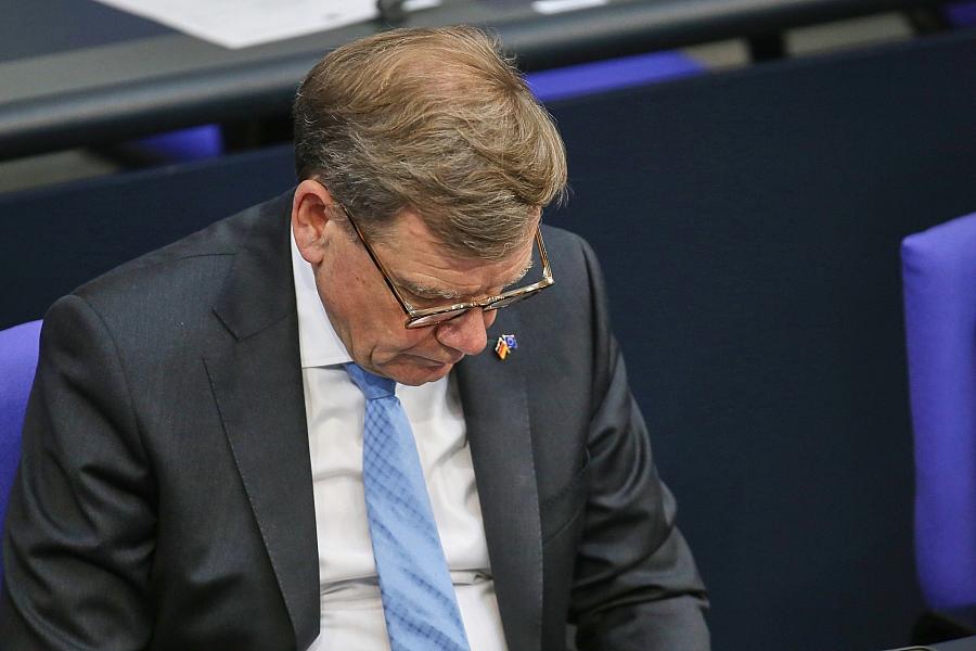 Deutsche sitzen in den Vereinigten Arabischen Emiraten fest – Bundesregierung schließt militärische Evakuierung aus