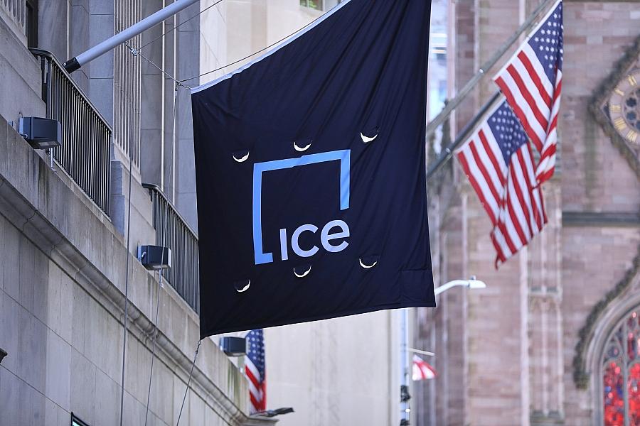 US-Börsen im Sinkflug: Iran-Konflikt, schwacher Arbeitsmarkt und KI-Rückschlag belasten Märkte