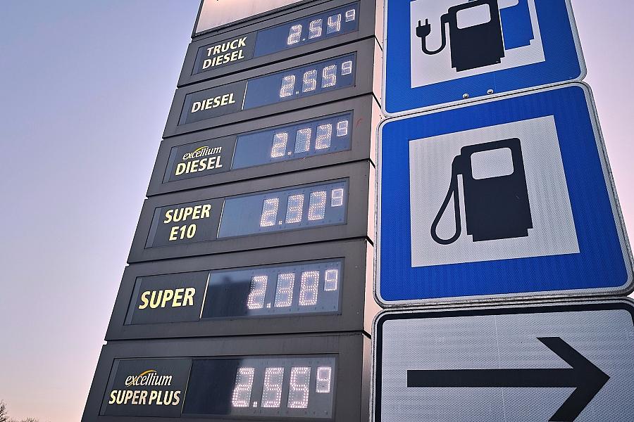 ADAC-Analyse: Kraftstoffpreise nach Einführung des Österreich-Modells gestiegen