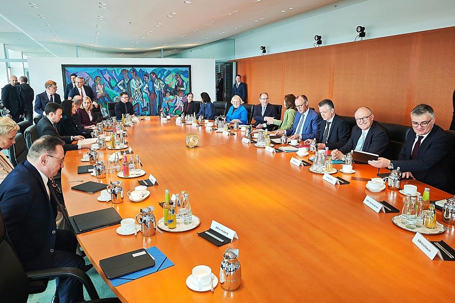 Bundeskabinett beschließt Senkung der Luftverkehrsteuer ab Juli