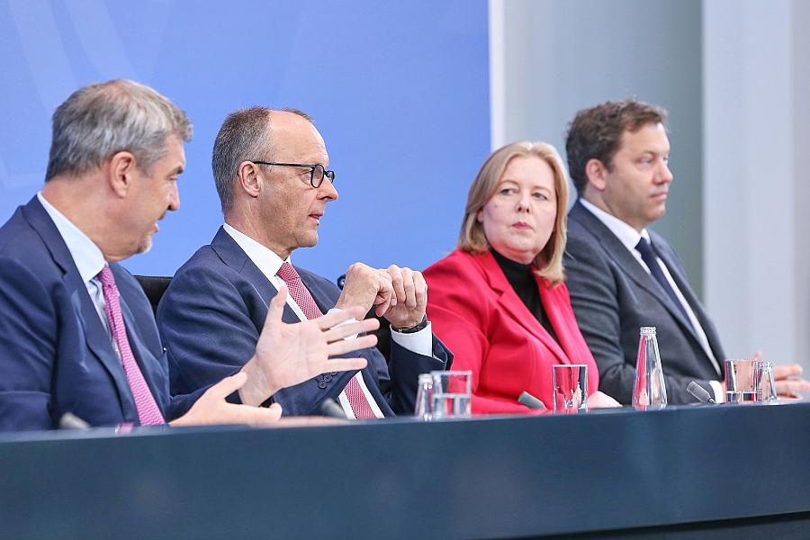 Koalitionsausschuss am 12. Mai: Union und SPD wollen über Reformen und Wirkung des Tankrabatts beraten