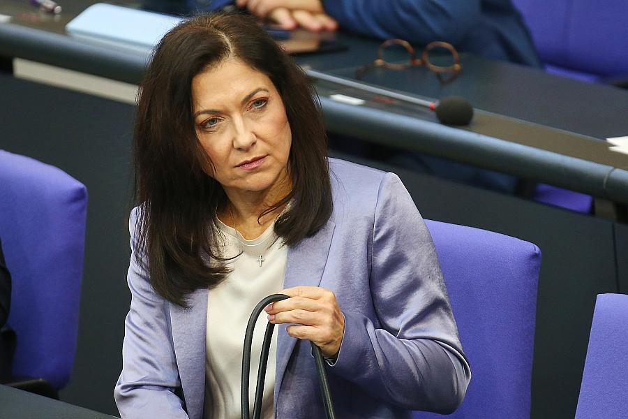 Reiche trifft Energiekonzerne, nicht Umweltverbände: Kritik am Wirtschaftsministerium