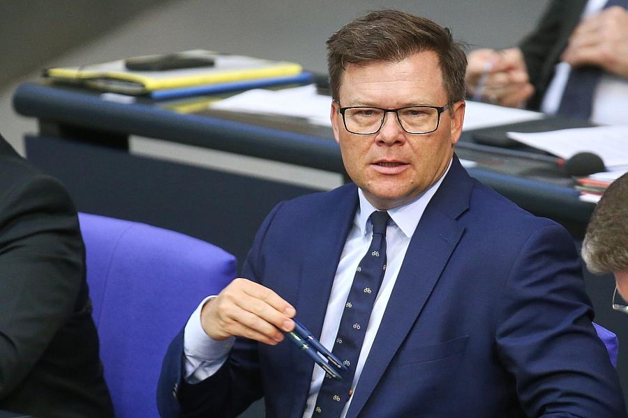 Bundesumweltminister Schneider schließt Haushaltsnotlage wegen Energiekrise nicht aus