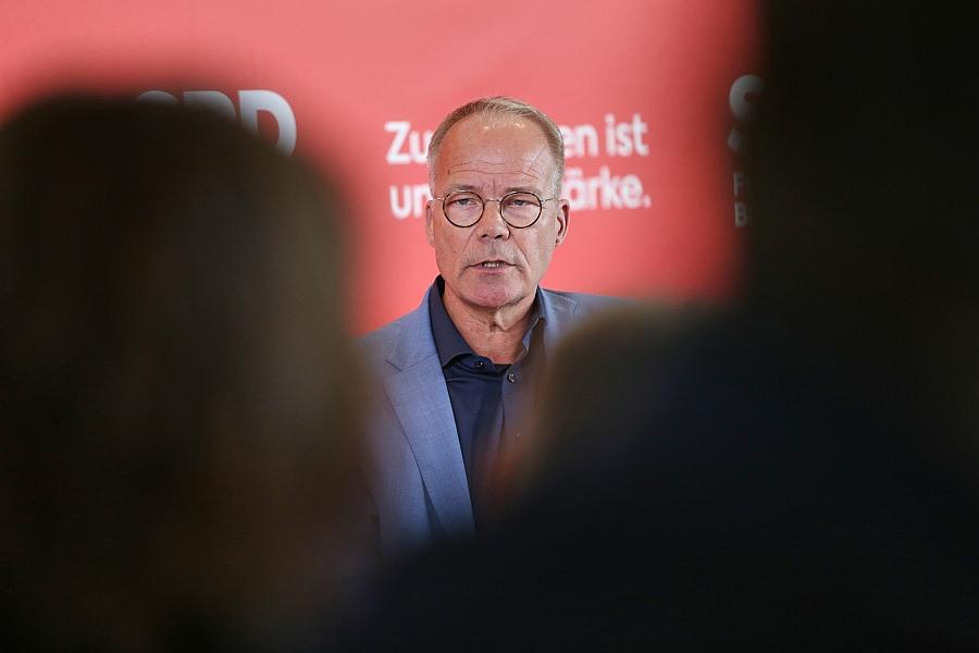 SPD-Fraktionschef Miersch erwägt neue Schulden wegen Iran-Krise und warnt vor wirtschaftlichem Zusammenbruch