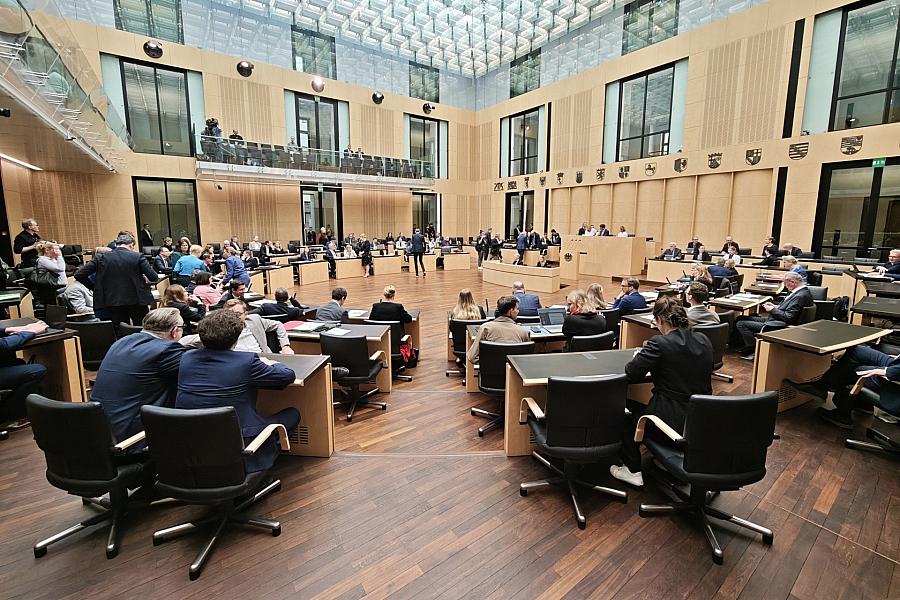 Bundesrat genehmigt Tankrabatt: Spritpreise ab Mai um bis zu 17 Cent günstiger