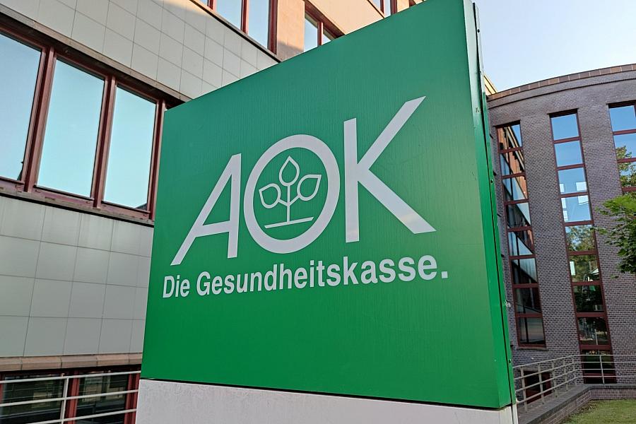 Gesundheitsministerin Warken plant strengere Vorgaben für gesetzliche Krankenkassen