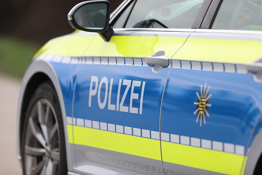 Polizei durchsucht Wohnungen in Hamburg und Mecklenburg-Vorpommern nach Raub und politischer Straftat