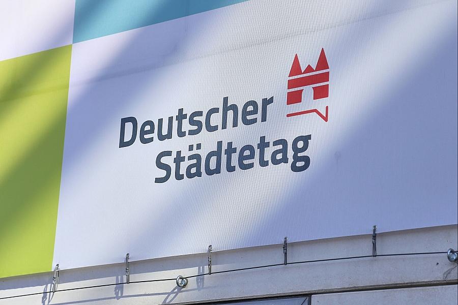 Deutscher Städtetag fordert Bleiberecht für gut integrierte syrische Fachkräfte