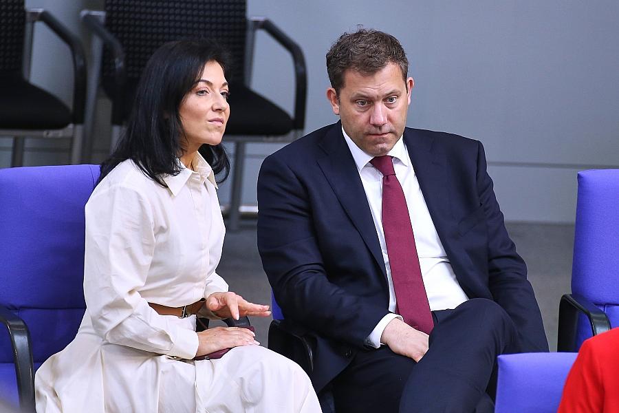 Finanzministerium blockiert Energiegesetze von Wirtschaftsministerin Reiche