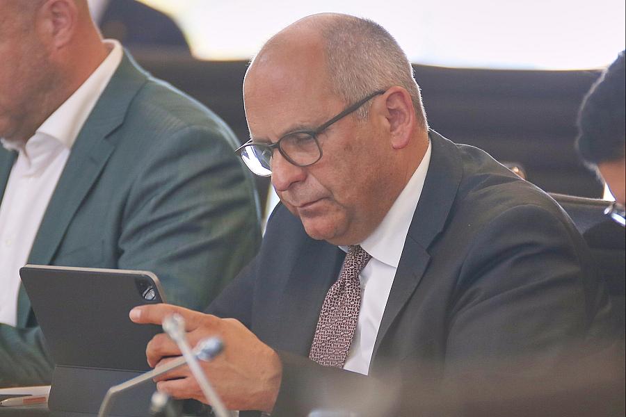 Hessen drängt auf harten Syrien-Kurs: Abschiebungen als Druckmittel für Migration