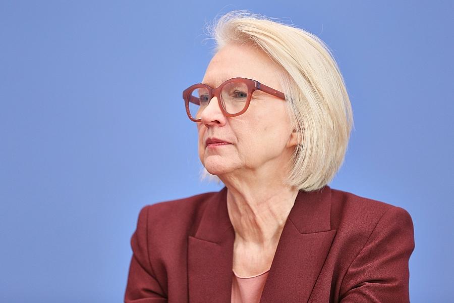 Schnitzer: Tankstellenpreise trotz Iran-Feuerpause nicht sofort niedriger