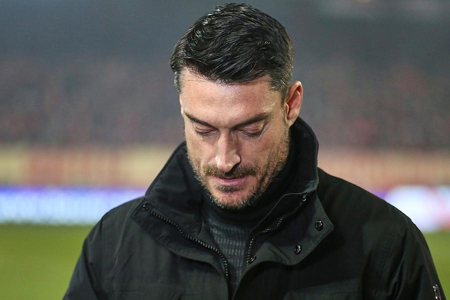 Eintracht Frankfurt trennt sich von Trainer Albert Riera mit sofortiger Wirkung