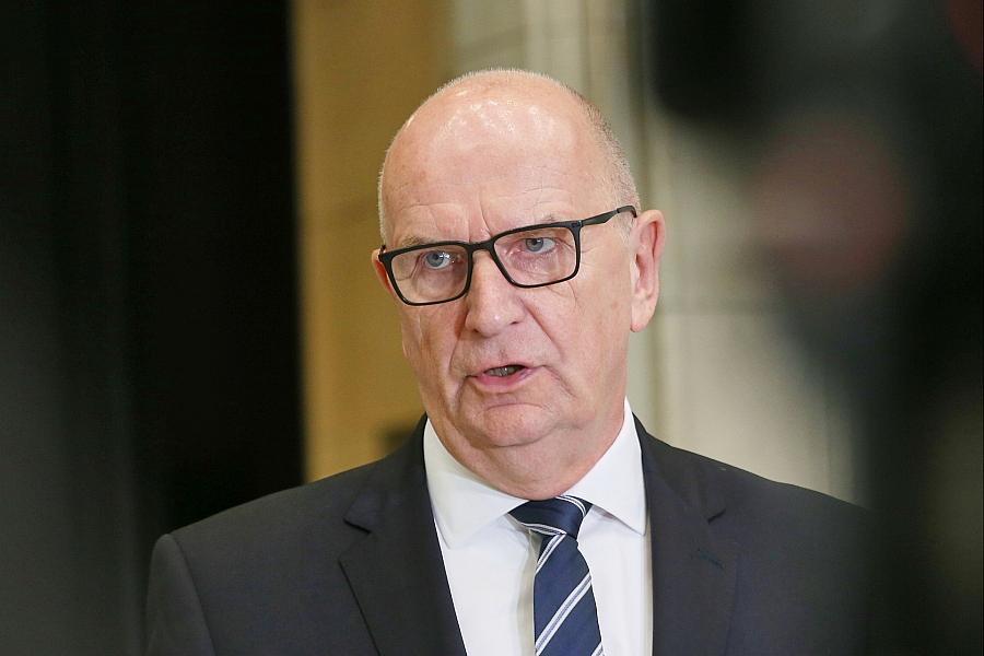 Woidke ruft zu Engagement am Grundgesetz-Ehrentag auf