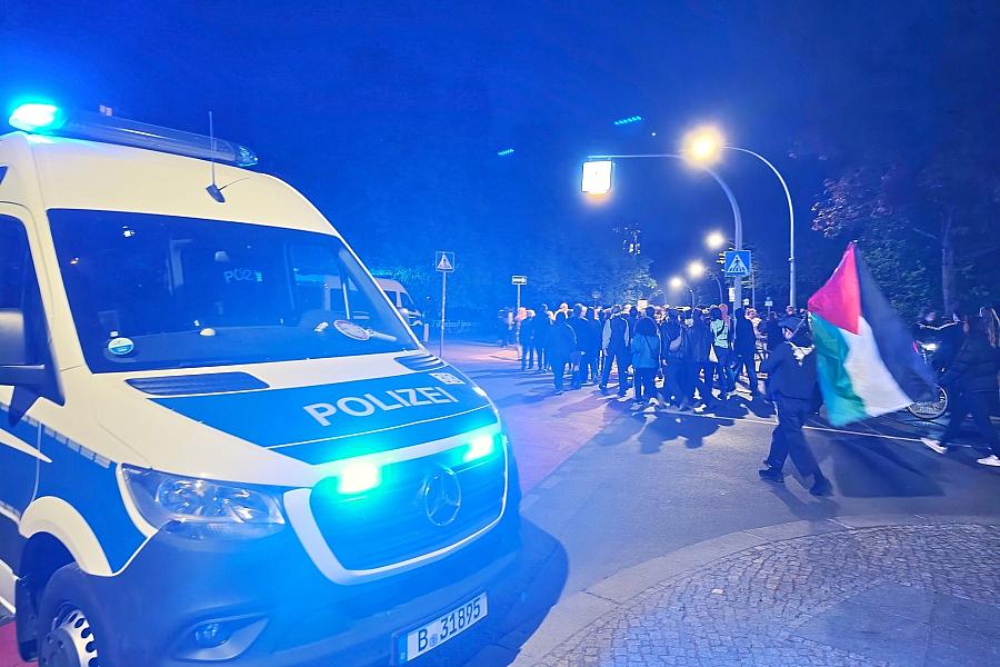 Walpurgisnacht in Berlin aus Sicht der Polizei entspannt