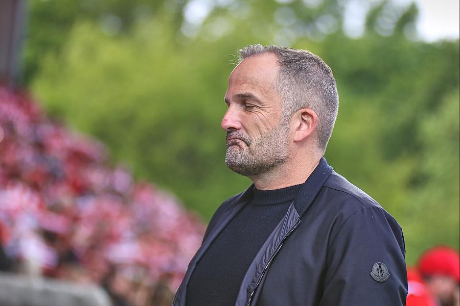 FC Augsburg verlängert Vertrag mit Cheftrainer Manuel Baum bis 2028