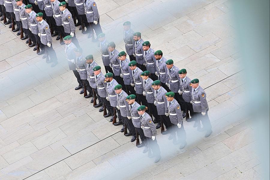 Bundeswehr verzeichnet leichten Personalzuwachs und steigende Bewerberzahlen