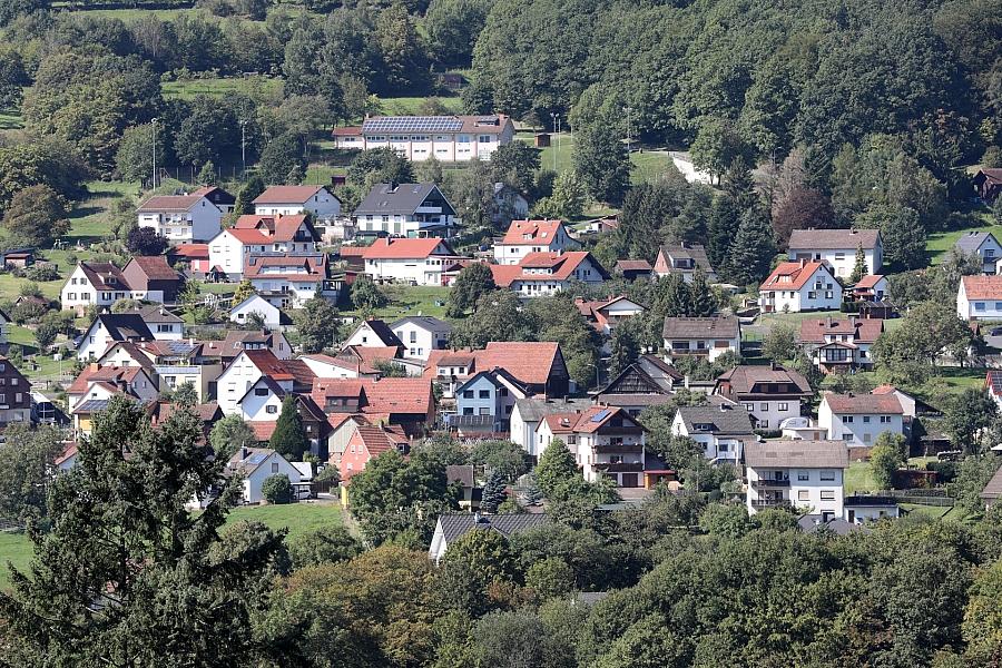 Pflegereform: SPD, VdK und Wohneigentumsverband kritisieren CDU-Plan zur Pflegefinanzierung durch Eigenheim