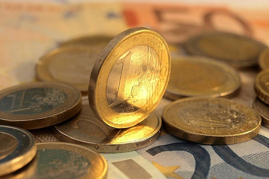 SPD-Gesundheitsexperte Pantazis: Höherer Pflegebeitrag für Kinderlose könnte Pflegekasse stabilisieren