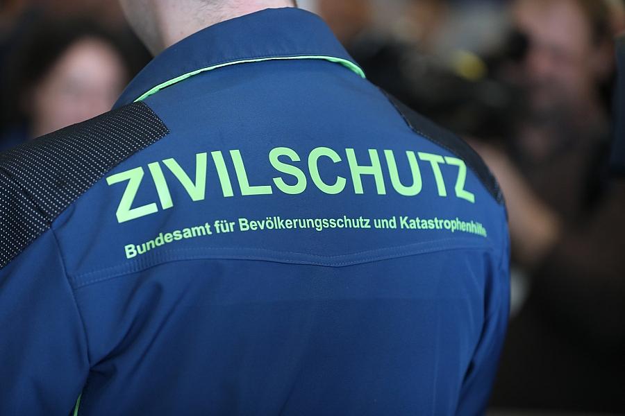 Bundesinnenminister Dobrindt will Zivilschutz massiv aufrüsten: Zehn Milliarden Euro für THW, Bunker und medizinische Taskforces
