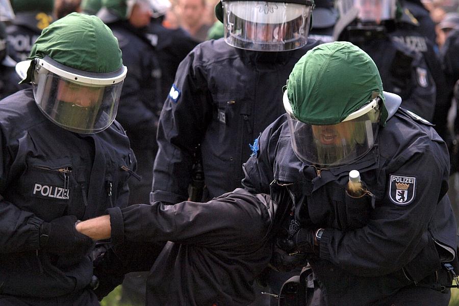 Nach Klette-Urteil: Unionsfraktionsvize ruft zu konsequenterer Strafverfolgung von Linksextremismus auf