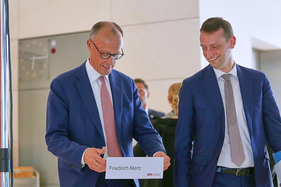 Friedrich Merz und Jacob Schrot (Archiv)