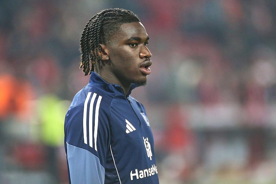 1. Bundesliga: HSV besiegt Freiburg 3:2