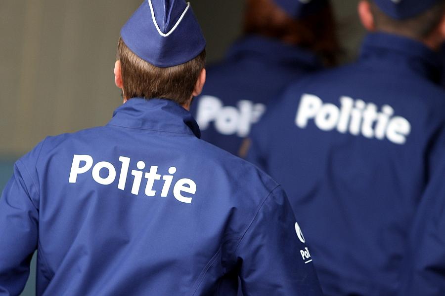 Zugunglück in Belgien: Schulbus kollidiert mit Bahn in Buggenhout – mehrere Tote
