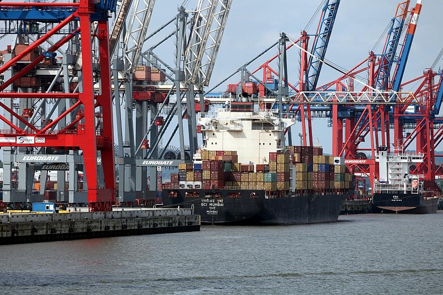 Ifo-Exporterwartungen sinken: Deutsche Exportwirtschaft im Mai mit rückläufiger Stimmung