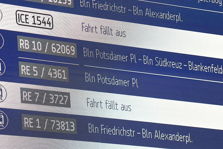 Deutsche Bahn: Pünktlichkeit im Fernverkehr sinkt im Juni auf unter 50 Prozent – historischer Tiefstwert