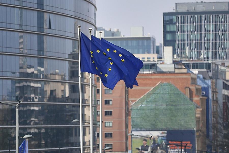 EU-Kommission stellt Fahrplan für Ausstieg aus Tierversuchen bei Chemikaliensicherheit vor