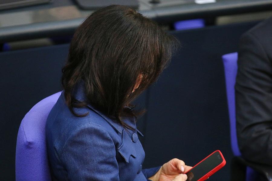 Digitalministerium fordert einheitlichen Schutz der Regierungskommunikation vor Spionage und Cyberangriffen
