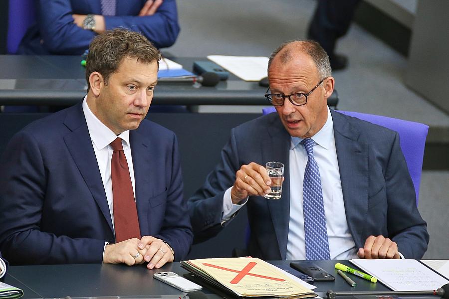 Insa: Union und SPD gewinnen je einen Punkt – AfD bleibt stärkste Kraft