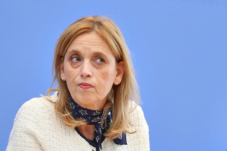 SPD wirft Familienministerin Prien mangelnde Einbindung bei Reform von „Demokratie leben“ vor