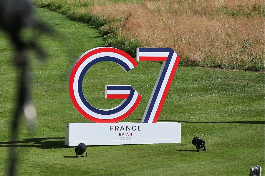 G7-Staaten unterstützen Trumps vorläufigen Iran-Deal trotz offener Fragen zu Uran und Raketen