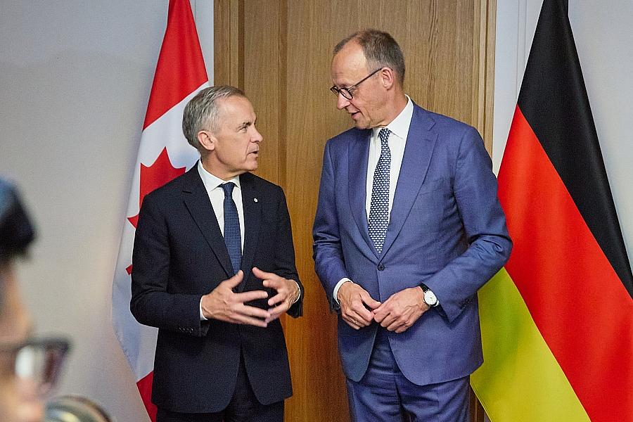 G7-Gipfel in Évian-les-Bains: Merz trifft Carney