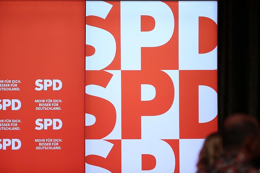 Berliner SPD-Spitzenkandidat Krach kritisiert schwarz-rote Regierung und bezweifelt Reformeinigung vor Sommer