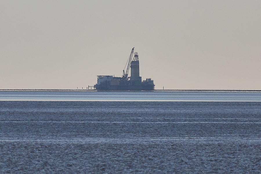 Ölbohrinsel Mittelplate in der Nordsee (Archiv)
