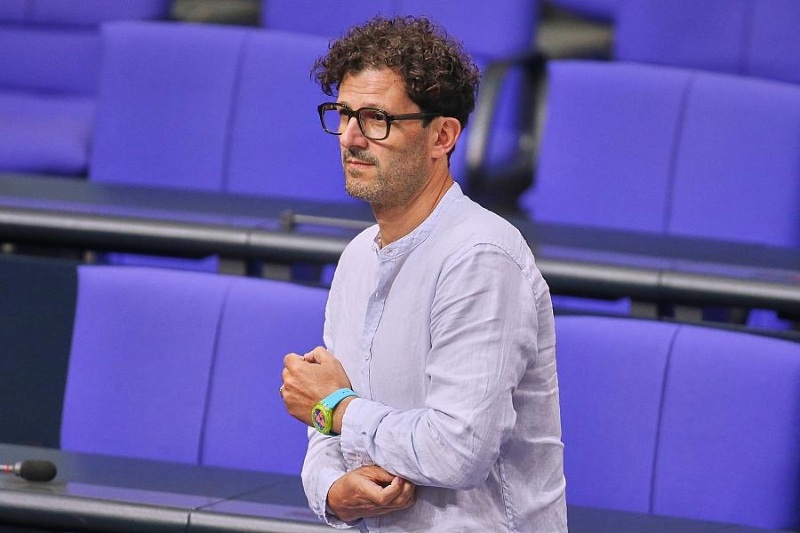 Pantisano: Linke will „Versager“ Merz „Angst machen“