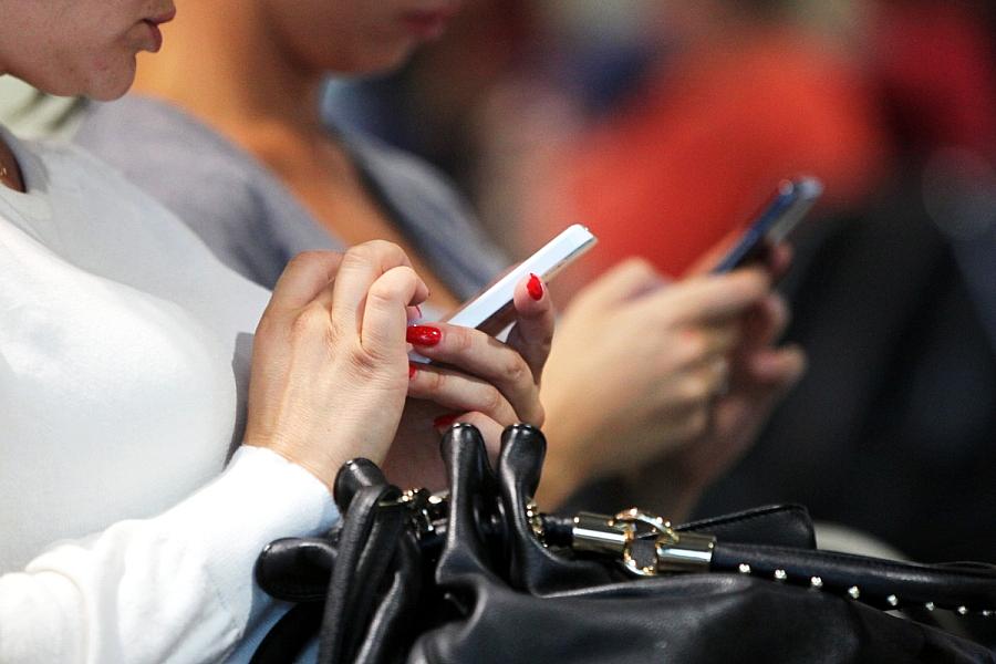 Digitale Vernachlässigung von Kindern: Unionsfraktionsvize Weisgerber kritisiert Vorstoß von Bildungsministerin Prien